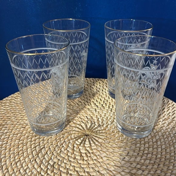 Vintage Set of 4 Anheuser Busch Budweiser Beer Glass Pint Glasses with Logo - Picture 4 of 4